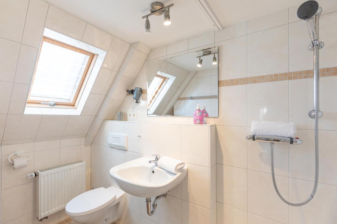 Roemser Stuebchen Husum  Extérieur photo